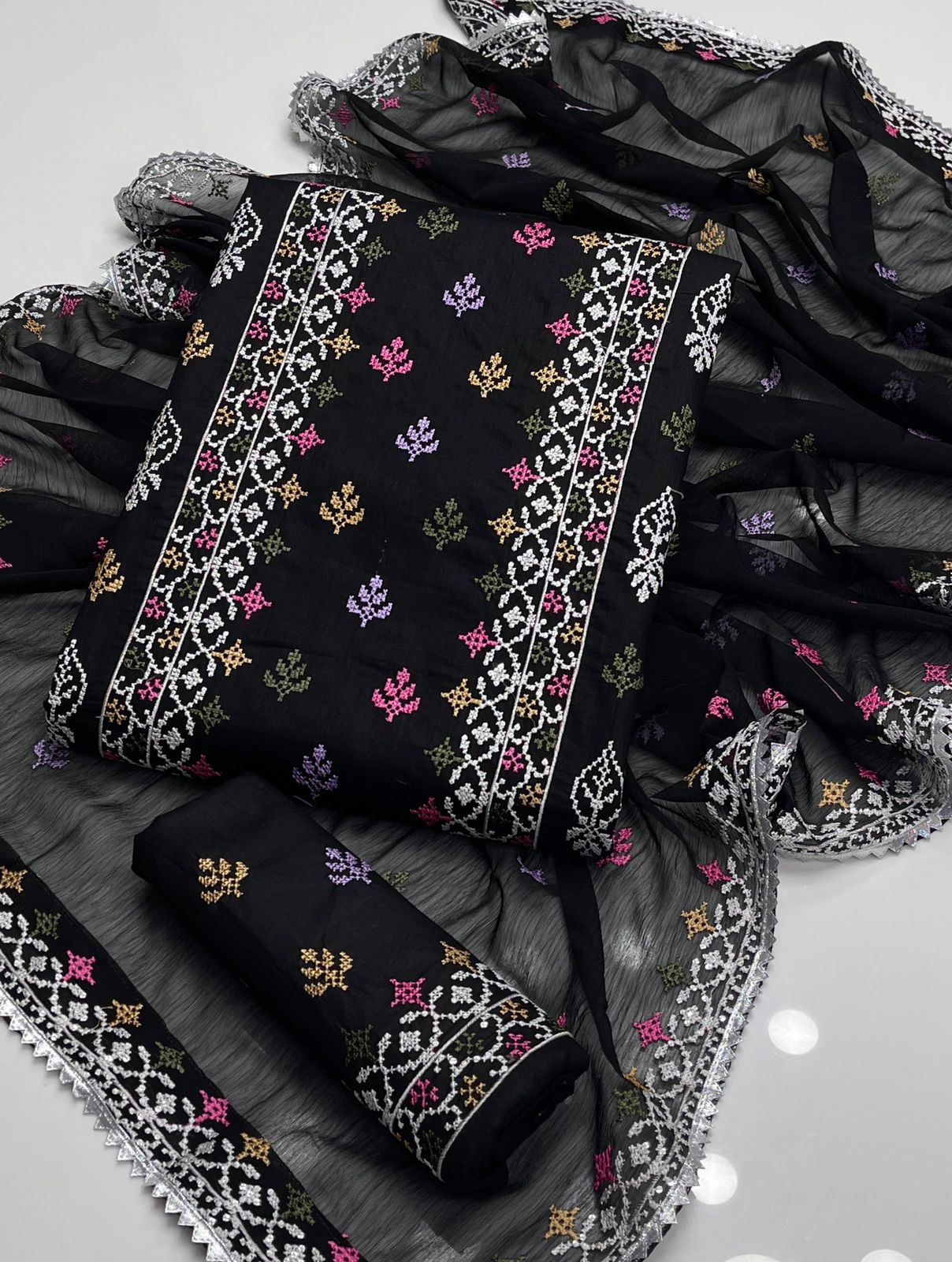 Eid Summer Stitch Aura